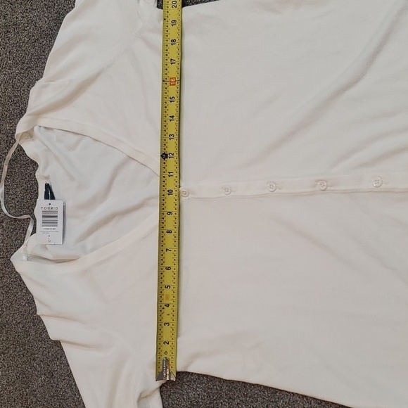 NWT Torrid Women White V Neck Button down cardigan sweater sz 0/L/12 - Picture 6 of 7